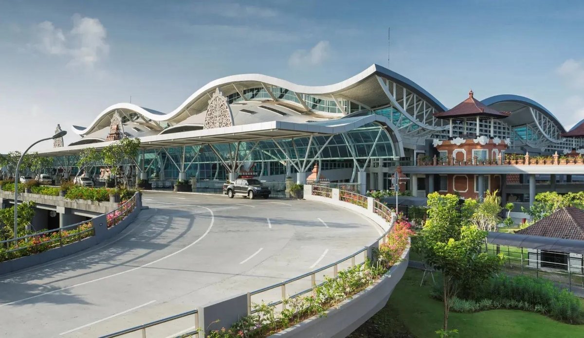 The sweeping roofline of Ngurah Rai International Airport